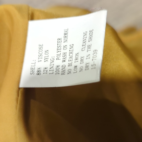 Uge Mustard color hooded zip up jacket - Picture 10 of 11